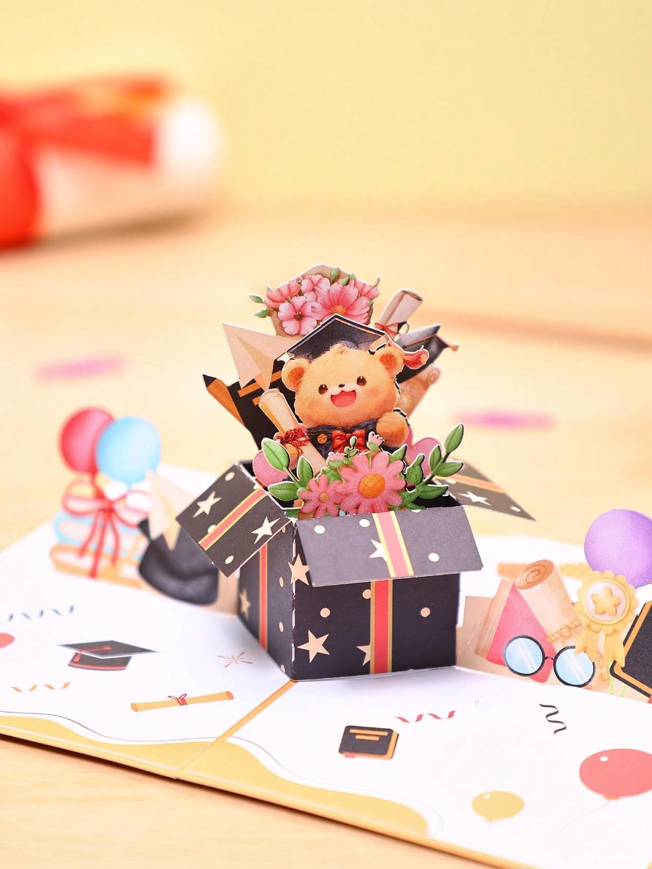 Carte Pop-up Diplôme Ours et Fleurs - Cadeau de Félicitations