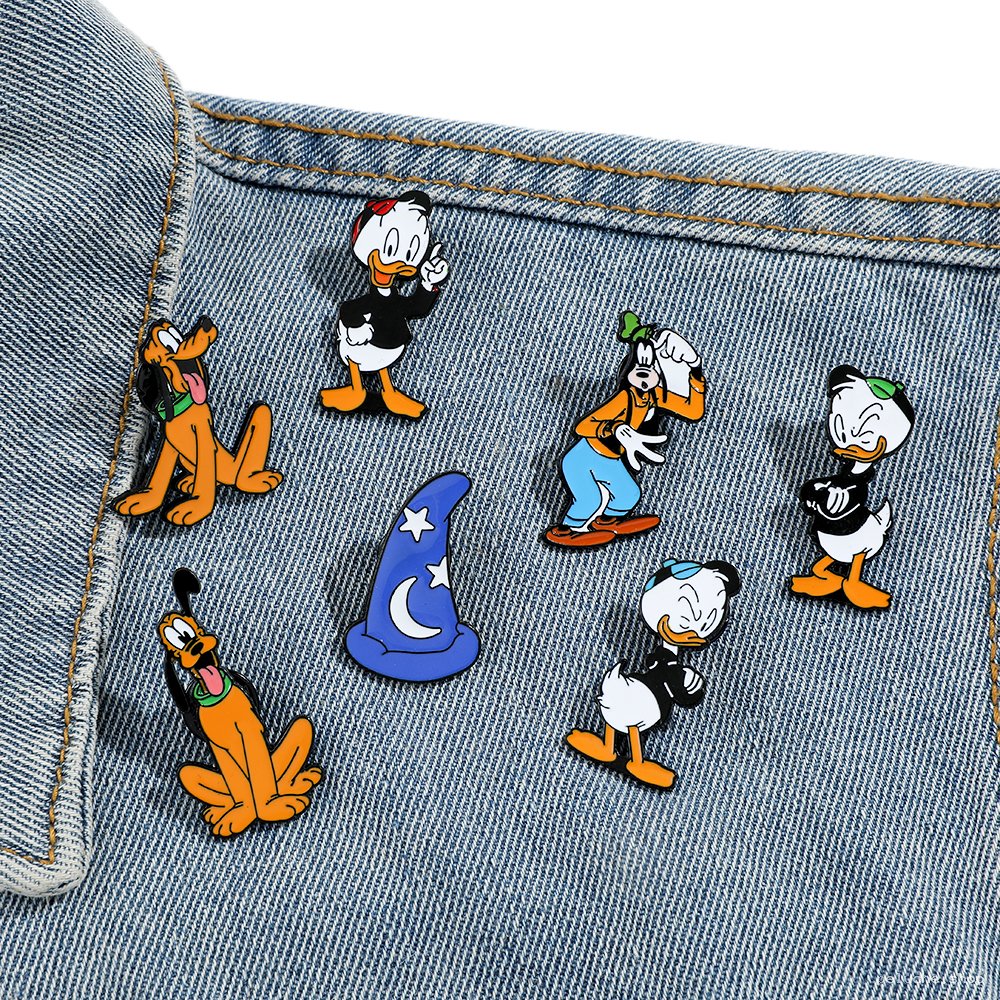 Lot Pin's Émail Disney: Donald, Dingo, Pluto & Chapeau Magique