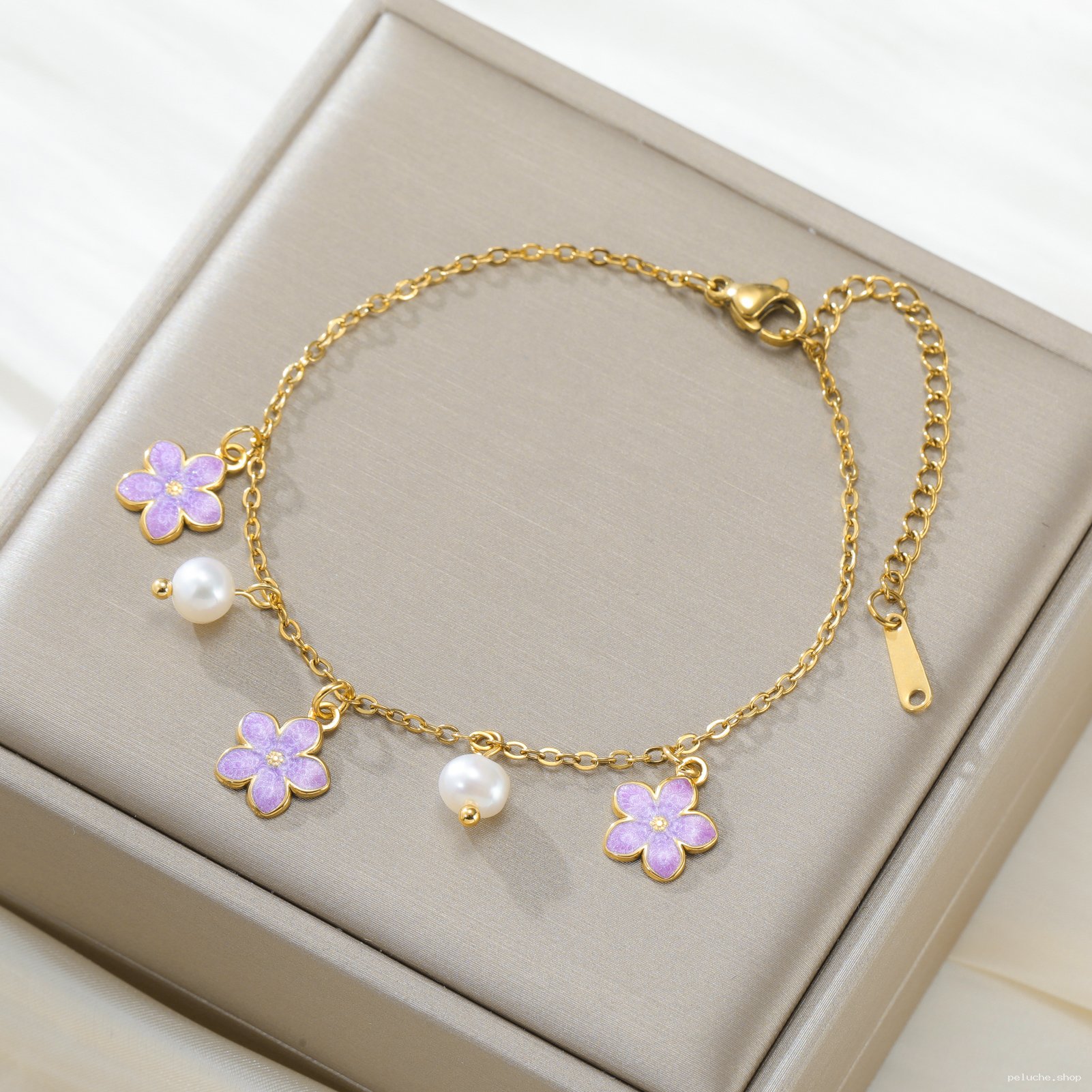 Bracelet Fleur Violette & Perle Doré - Chic & Délicat