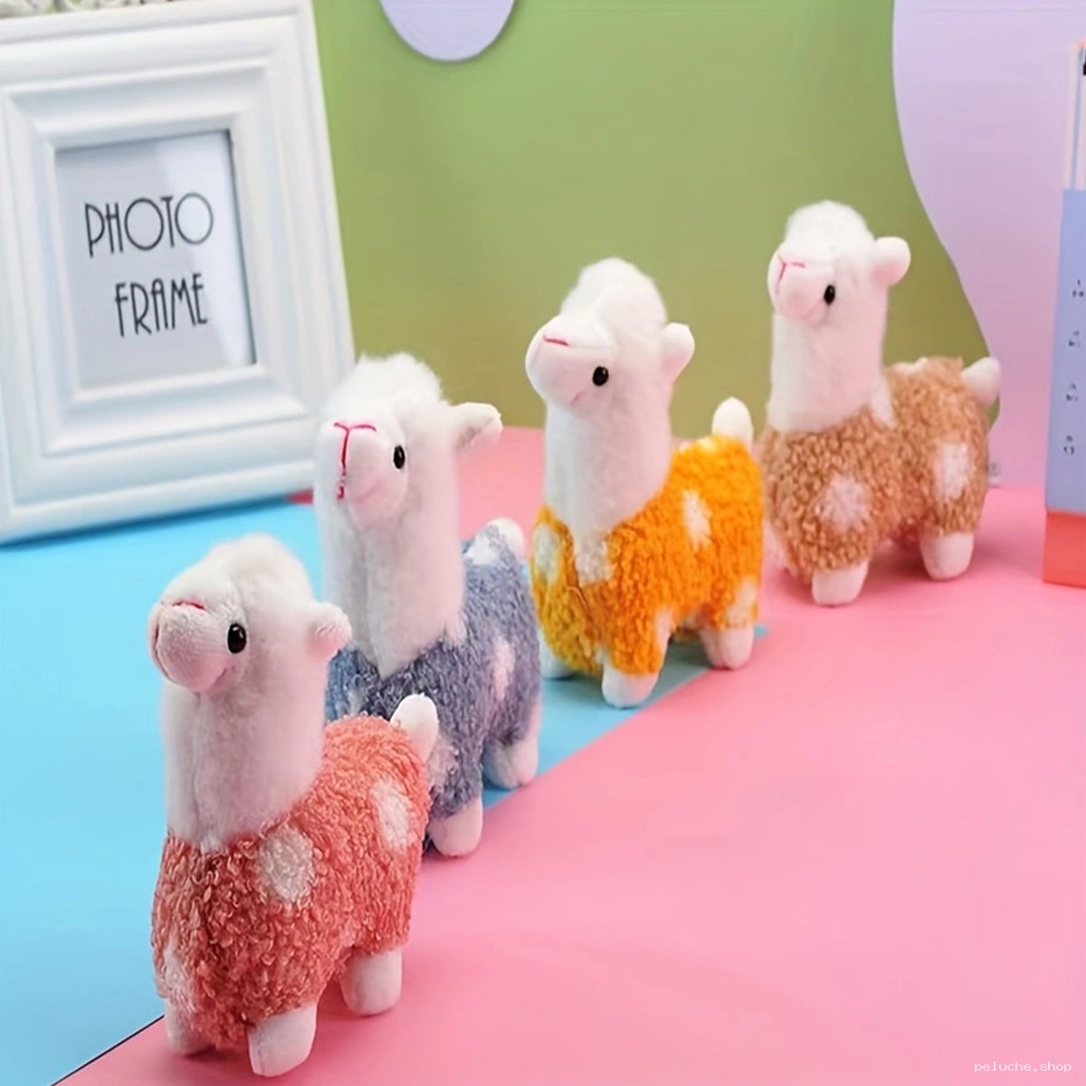 Adorable Lhama Alpaga Peluche - Douceur et Couleurs Vives