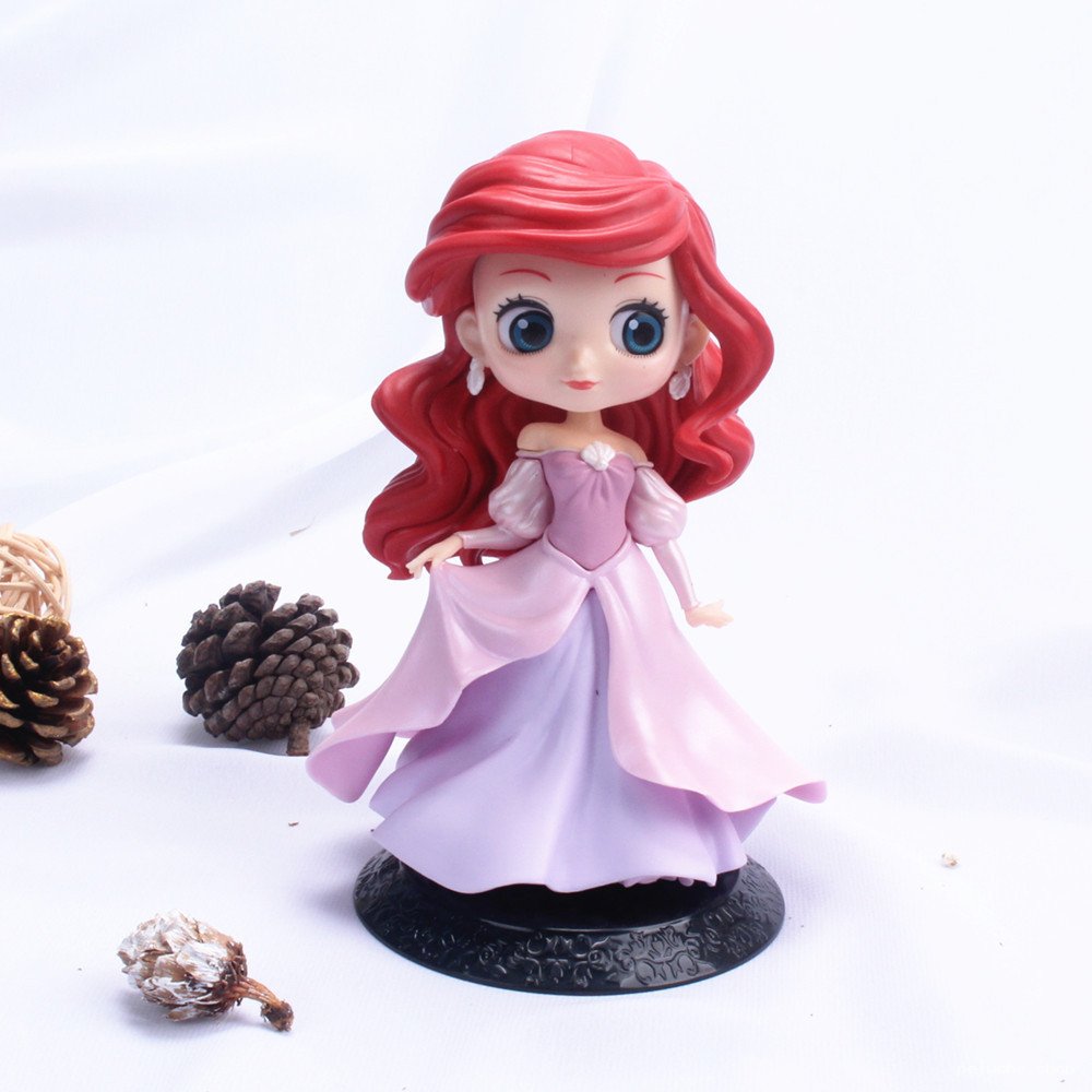 Figurine Ariel Disney Princesse Robe Rose et Lavande Détails Fin