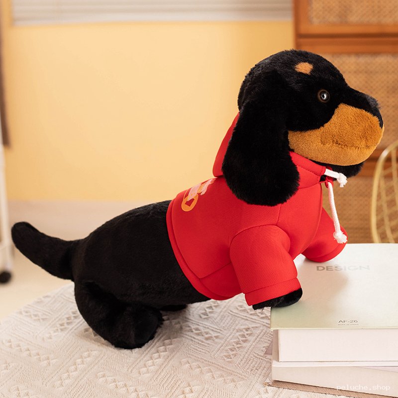 Peluche Teckel Noir & Fauve en Hoodie Rouge - Cadeau Enfant