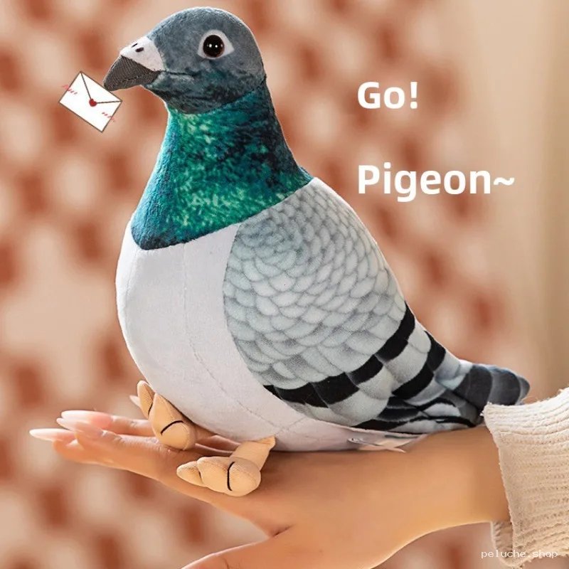 Peluche Pigeon Réaliste | Messager Doux & Original
