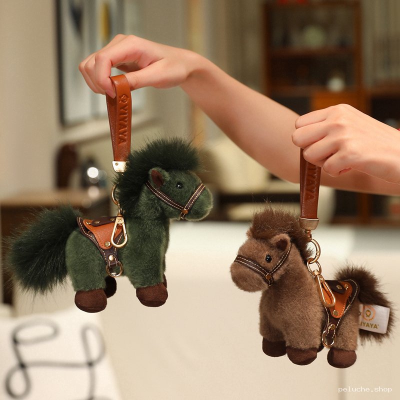 Porte-clés Cheval en Peluche YIYAYA - Adoptez la Douceur