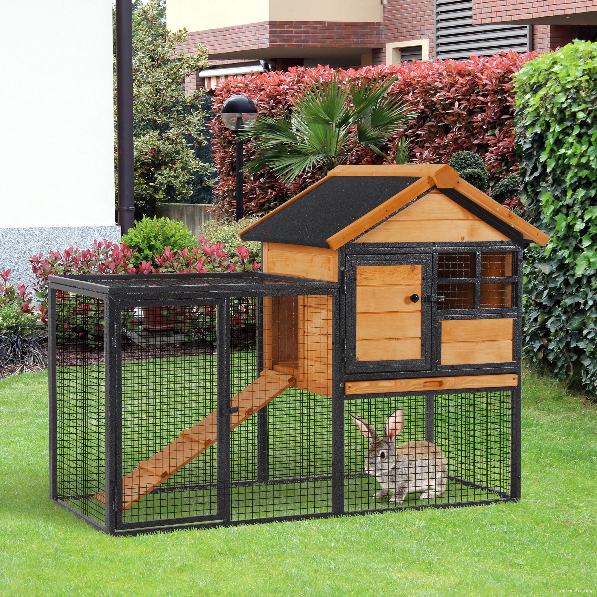 Clapier en bois et enclos métal pour lapins et petits animaux
