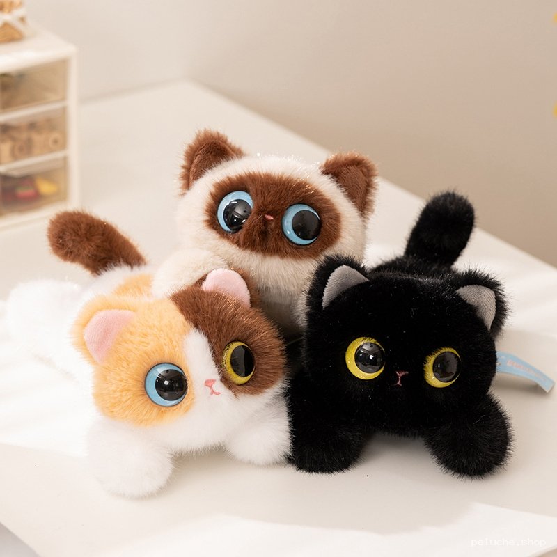 Peluche Chat Mignon Yeux Géants | Douceur et Charme Félins