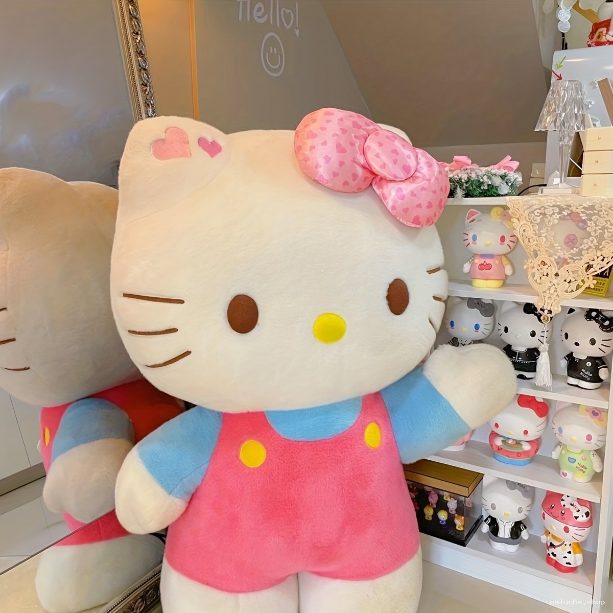Peluche Hello Kitty Géante - Adorable Compagnon Rose et Bleu