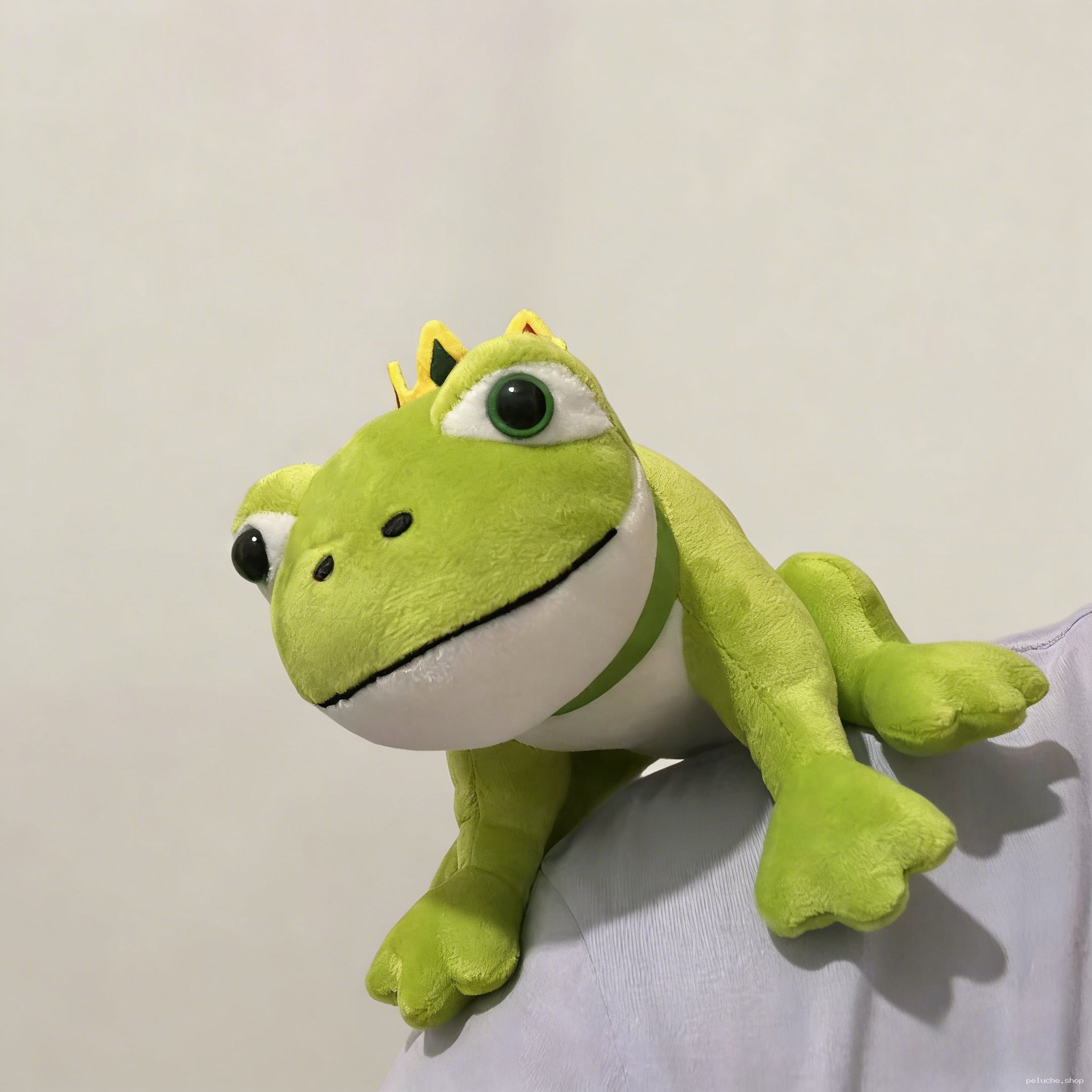 Peluche Grenouille Verte Douce avec Couronne - Jouet Enfant