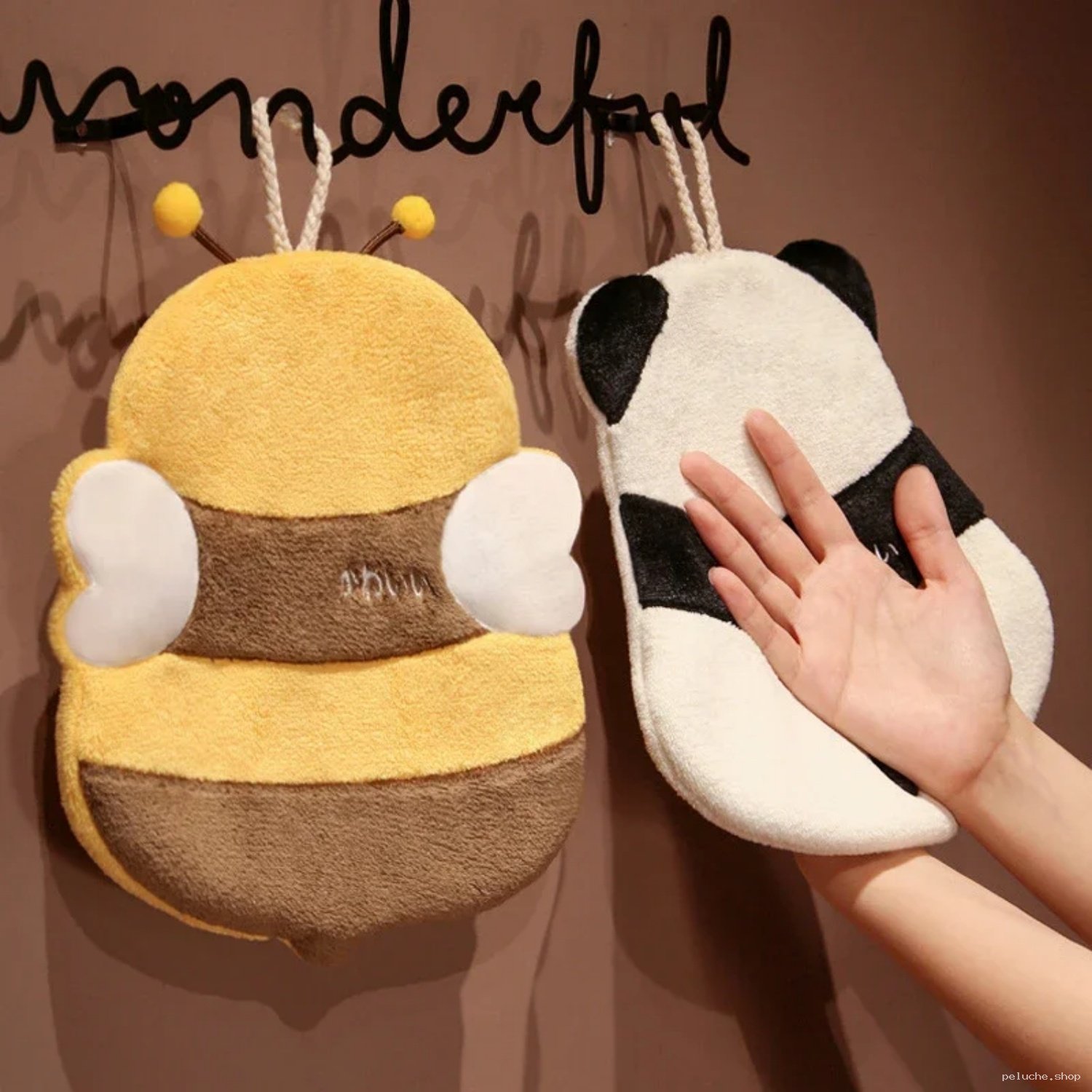 Serviettes Douces Peluche | Abeille & Panda Kawaii