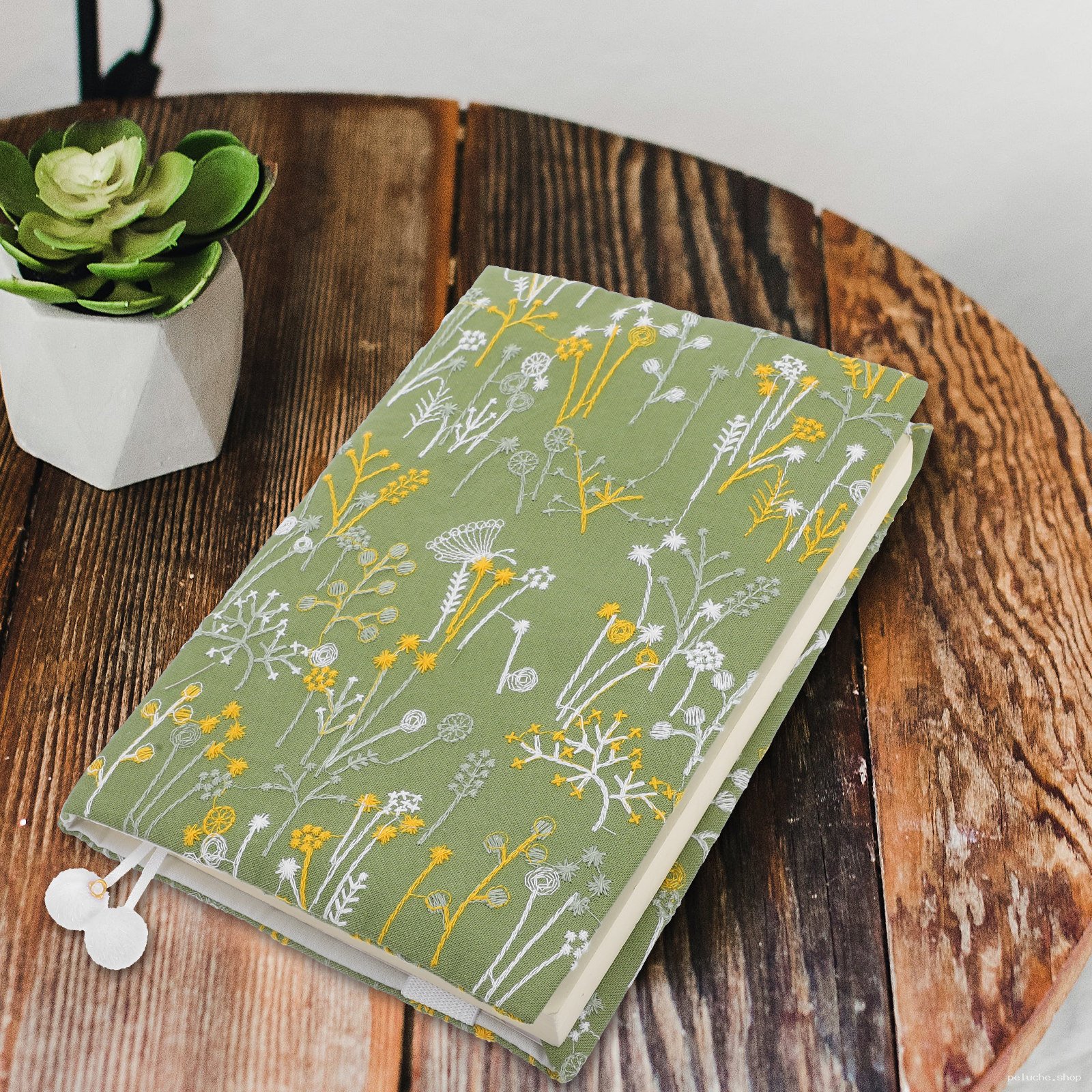 Carnet de notes brodé fleurs sauvages | Vert olive & jaune