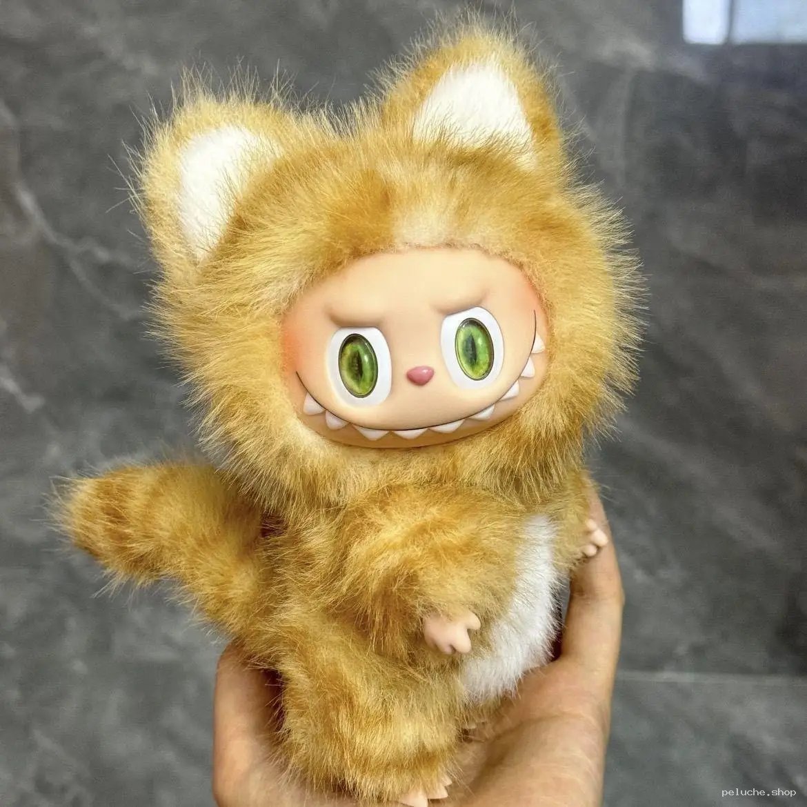 Peluche Chat Roux Unique Yeux Verts - Jouet Mignon Original