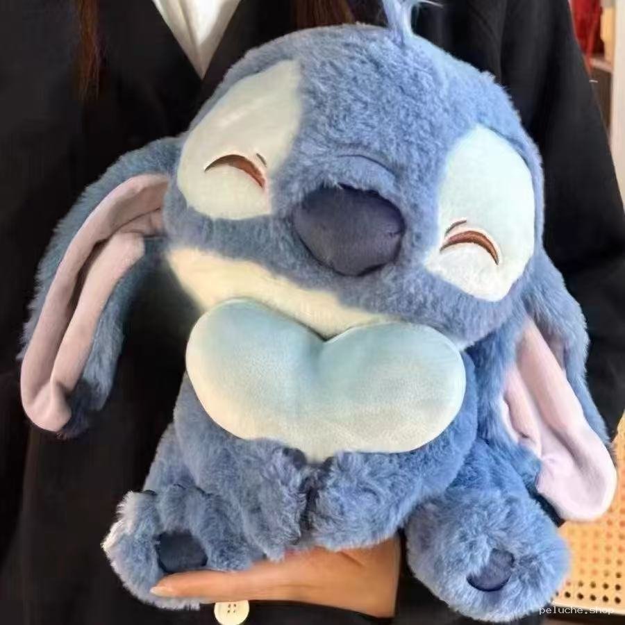 Peluche Stitch Câlin avec Cœur – Douceur et Tendresse
