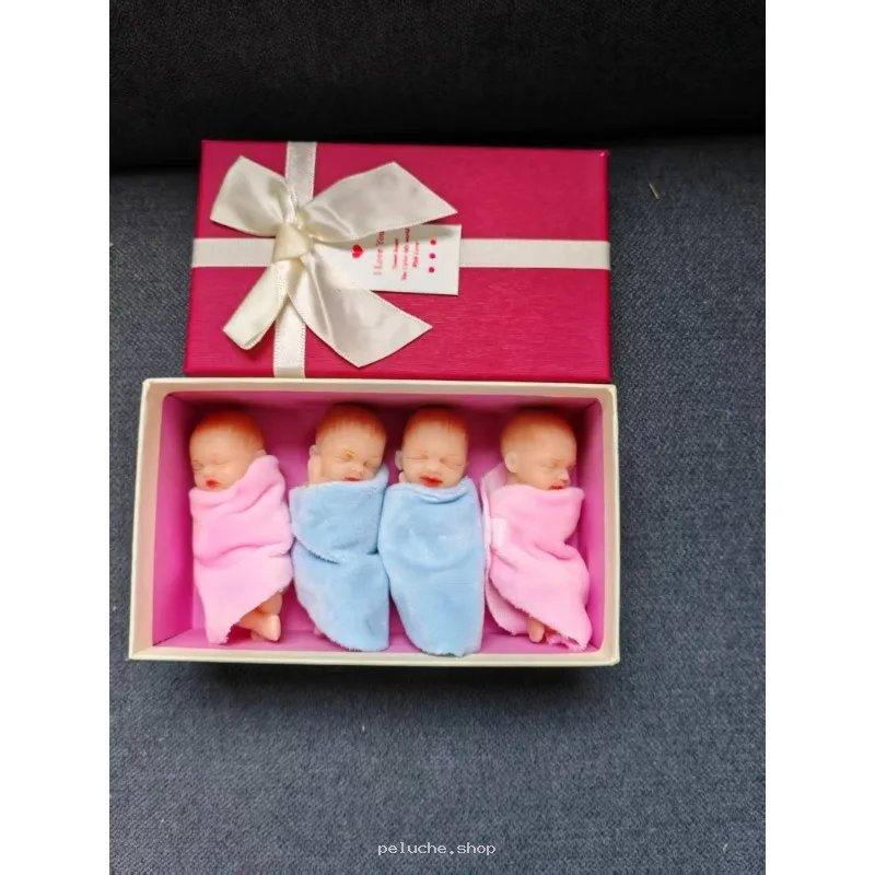 Coffret Cadeau 4 Mini Bébés endormis - Poupées Réalistes