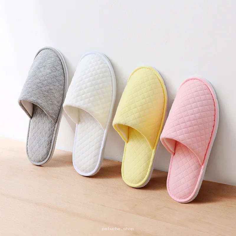 Chaussons matelassés doux et confortables | Couleurs pastels