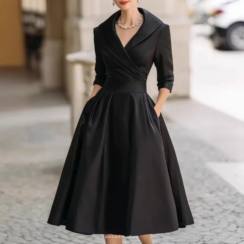 Robe midi noire élégante - Col V, poches - Soirée & Cocktail