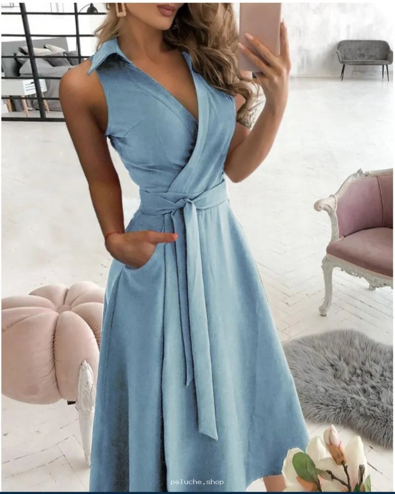 Robe Portefeuille Bleu Ciel Chic avec Col et Ceinture