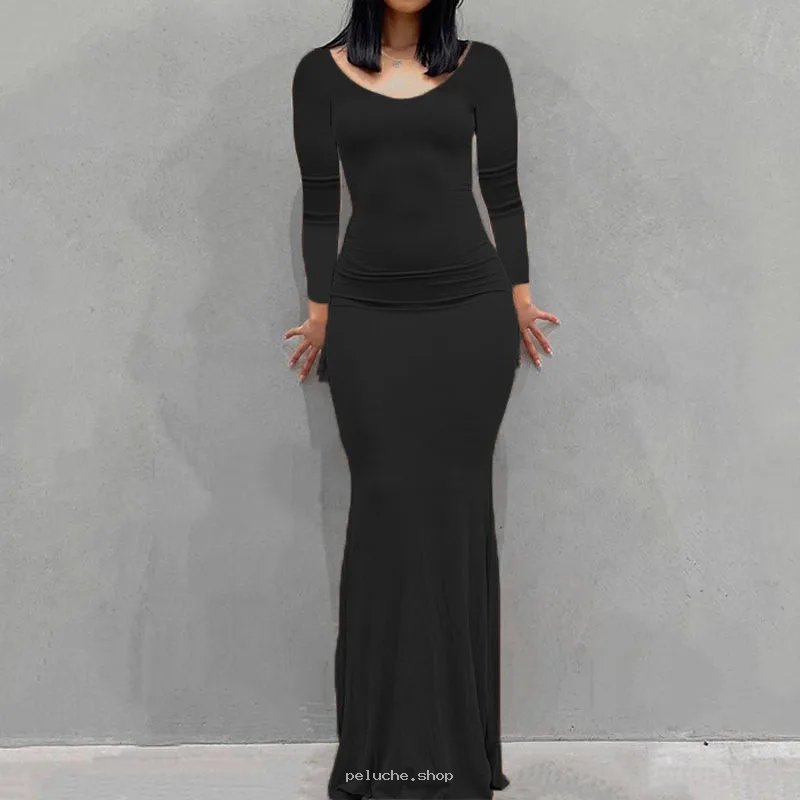 Robe longue moulante noire - Élégance & Confort