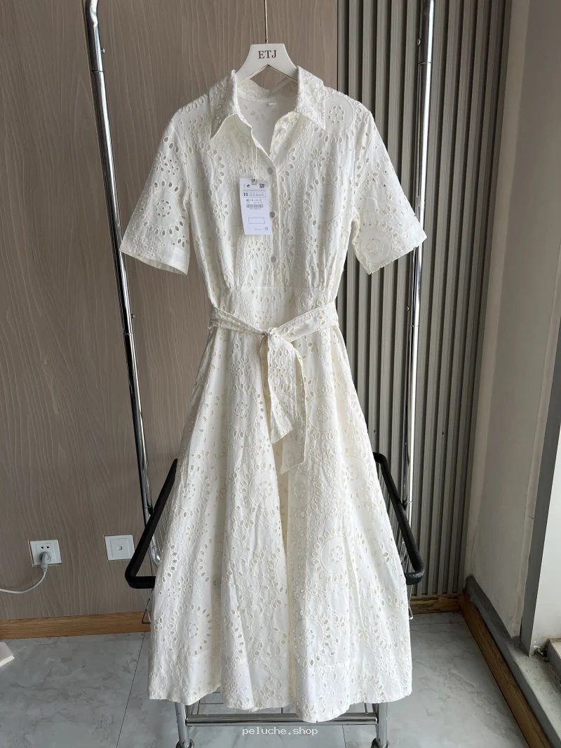 Robe Chemise Blanche Broderie Anglaise Ceinturée | Élégance